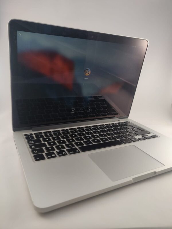 MacBook pro retina apple laptop